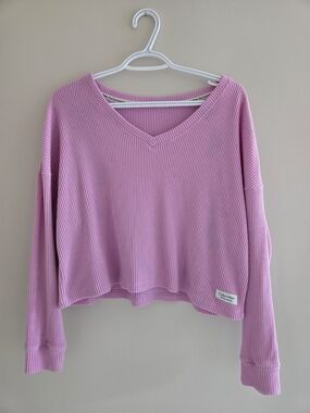Calvin Klein Performance Fuchsia Pink Ribbed V-Neck Cropped Sweater